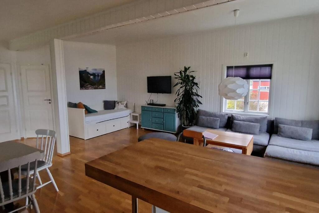 Fjosen - Bleik Beach Apartment Bagian luar foto